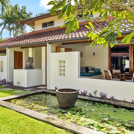 Surya Beachfront Villa Port Douglas Kültér fotó