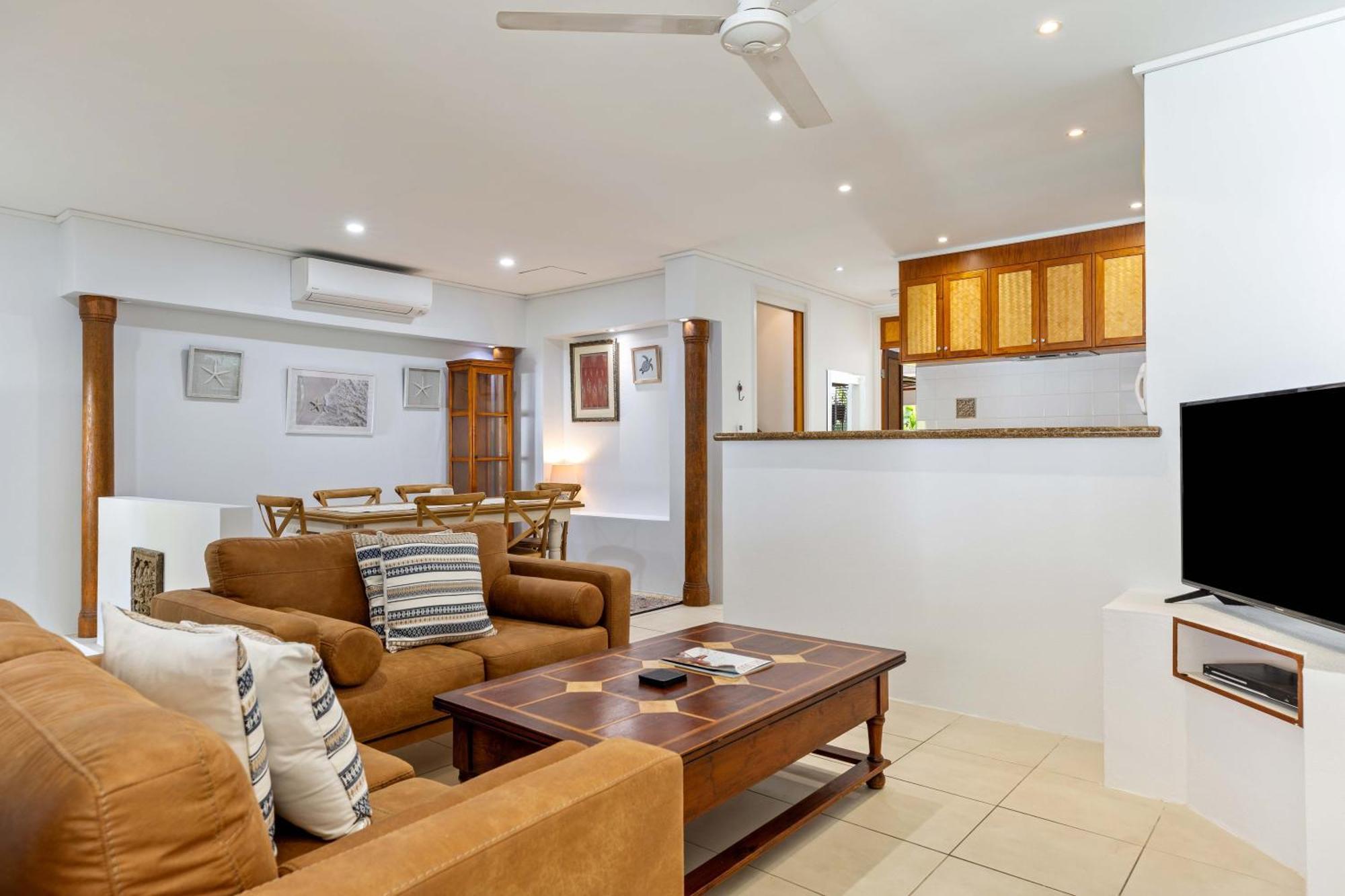 Surya Beachfront Villa Port Douglas Kültér fotó