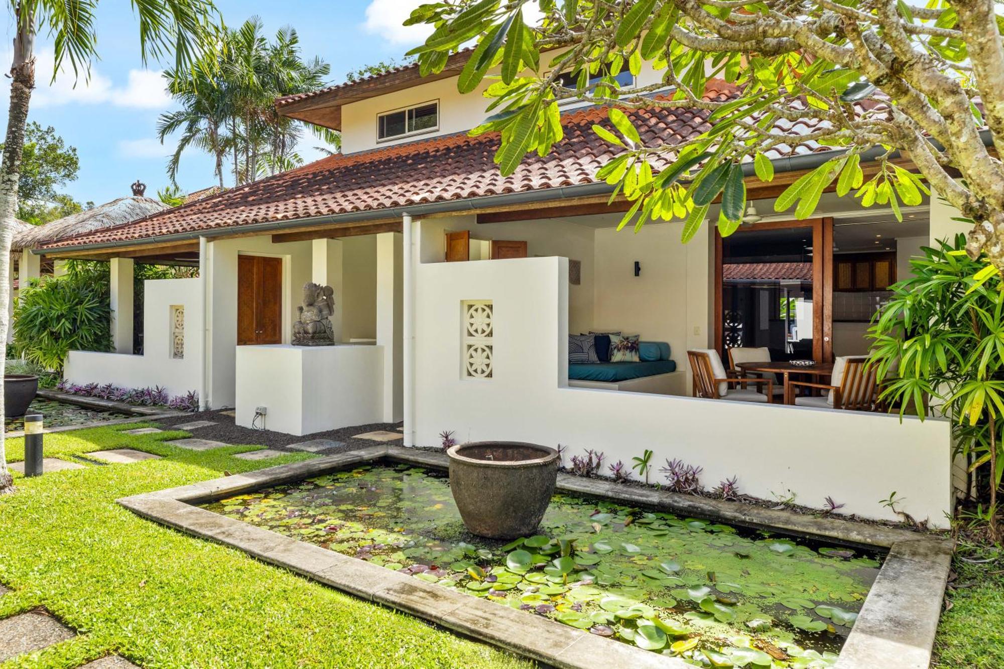 Surya Beachfront Villa Port Douglas Kültér fotó
