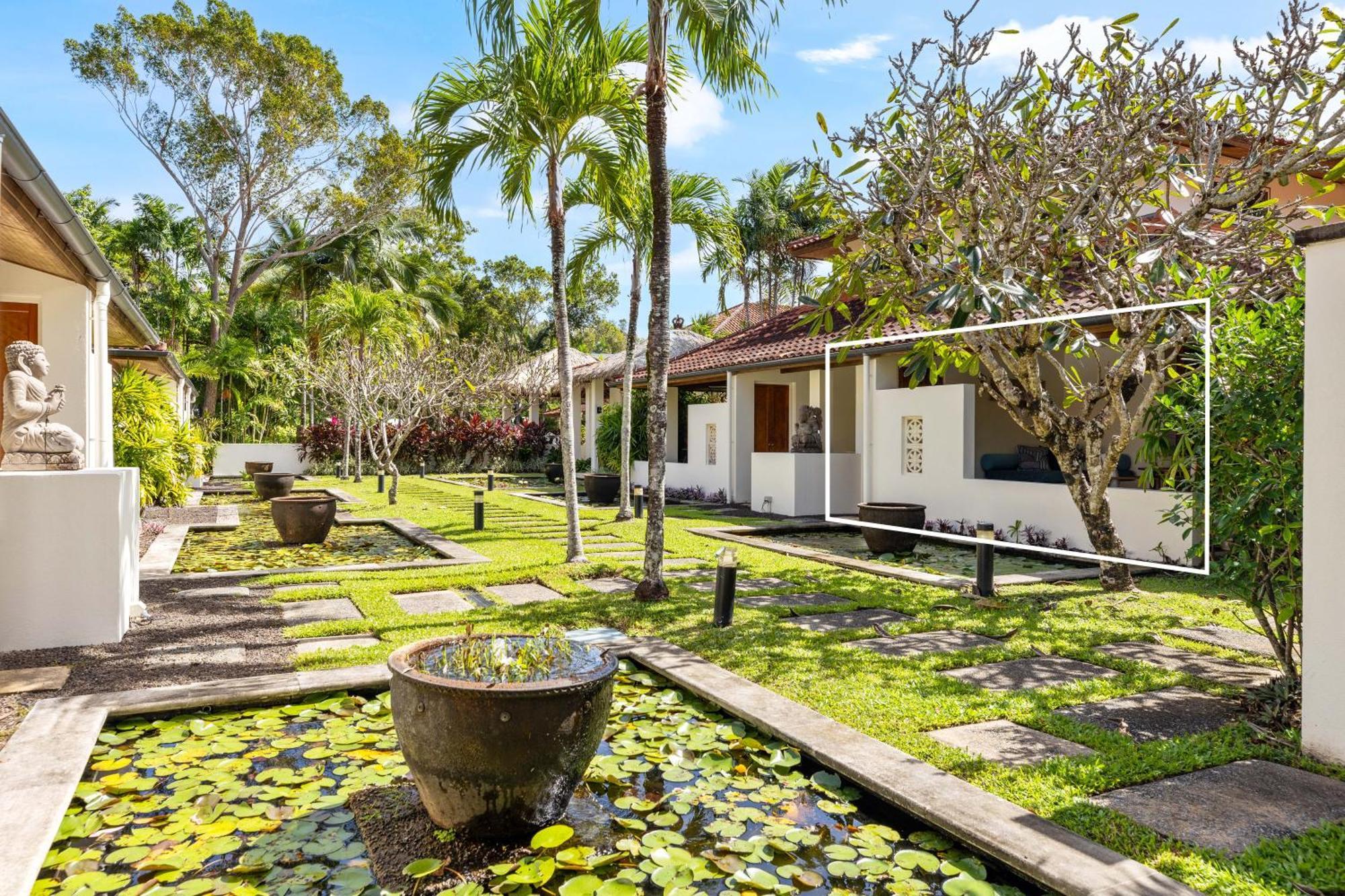 Surya Beachfront Villa Port Douglas Kültér fotó